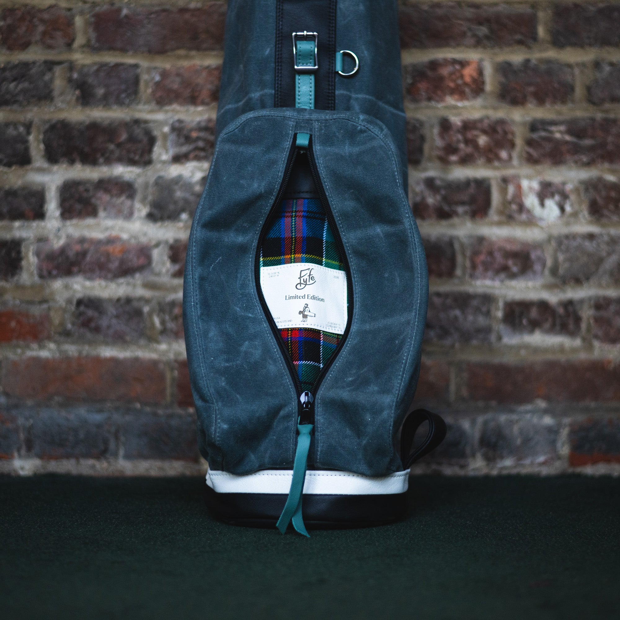 MacKenzie Golf Bag x Fyfe 22nd Edition