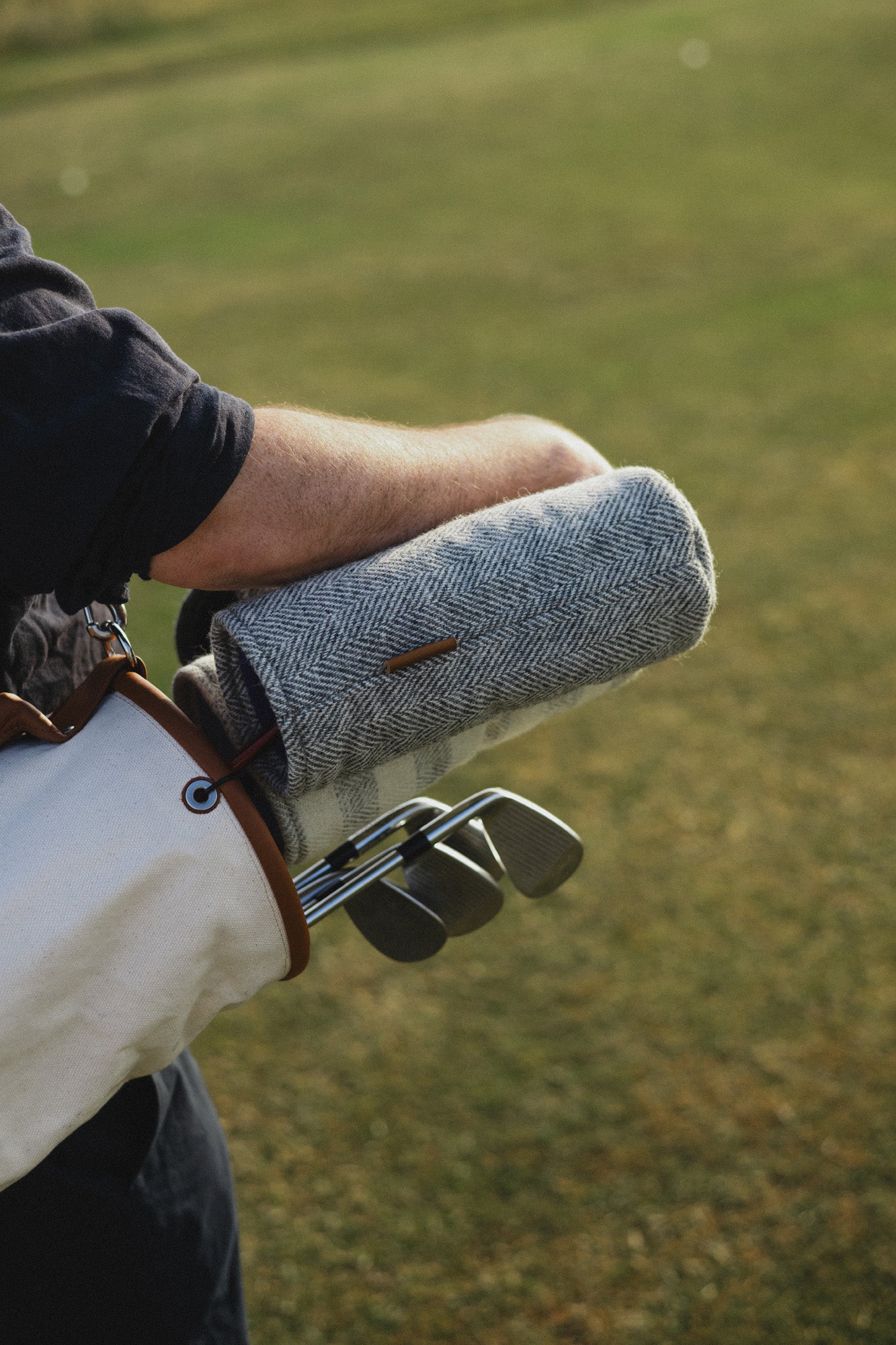 Slate Shore Herringbone Summer Tweed Headcover | Limited Edition