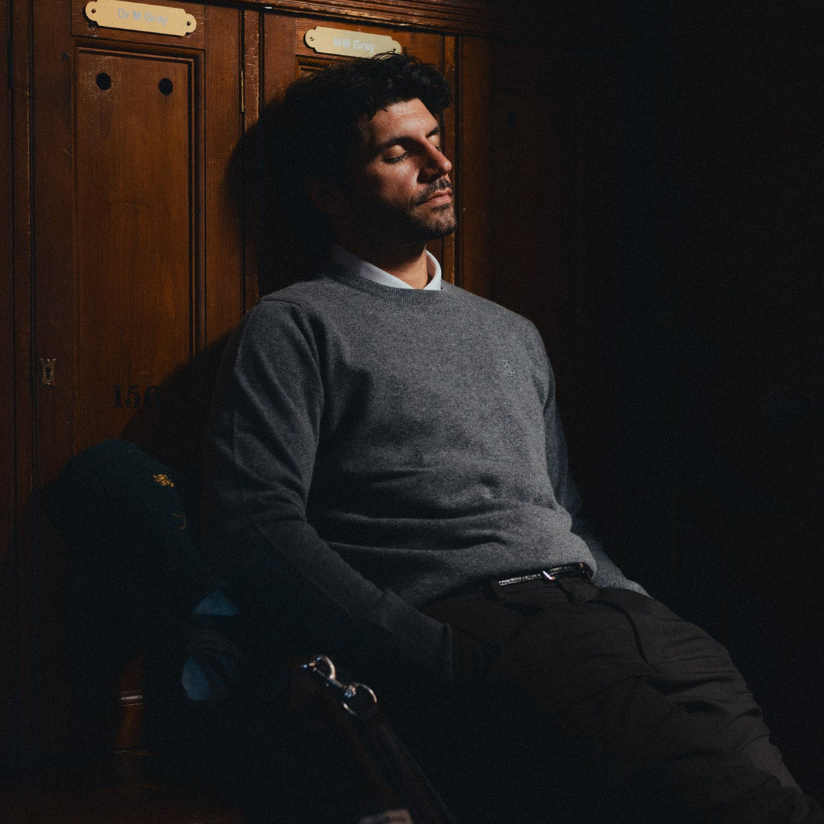 The Player Crew Neck – Grey Flannel