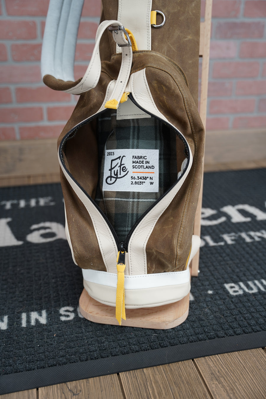 Mackenzie Golf Bag x Fyfe 7th Edition