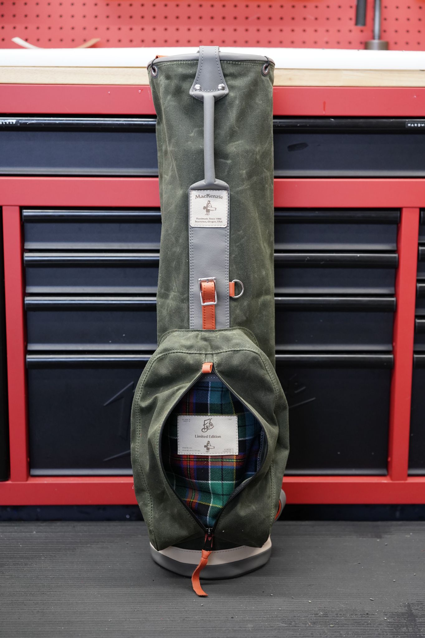 MacKenzie Golf Bag x Fyfe 15th Edition