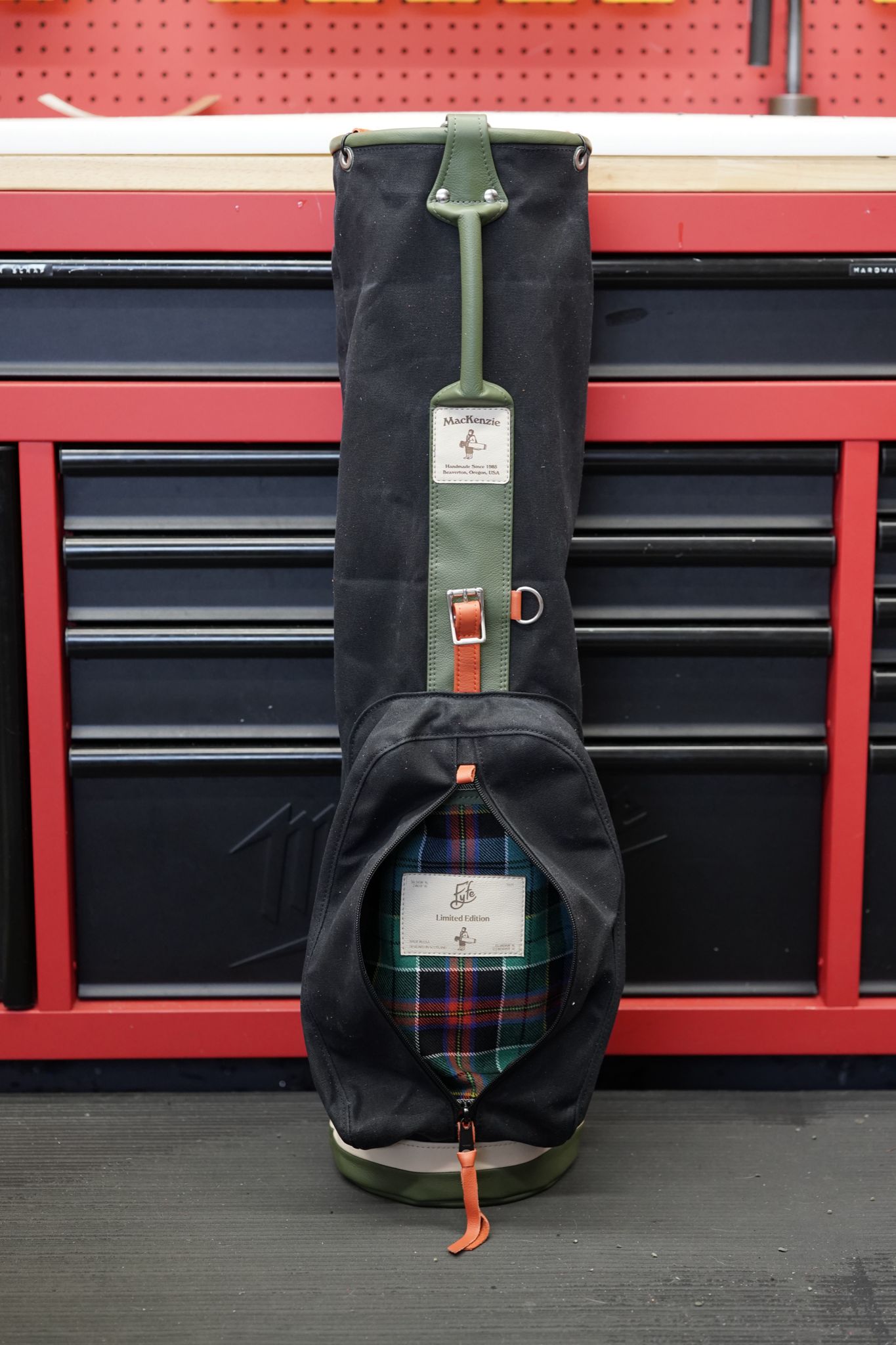 MacKenzie Golf Bag x Fyfe 14th Edition