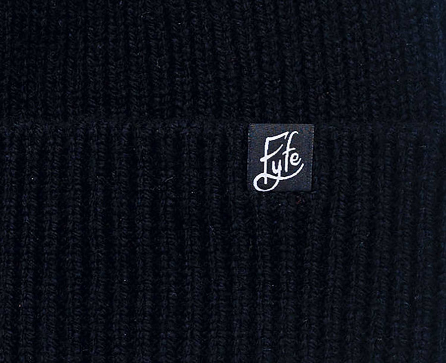 Links Merino Beanie - Black Munro